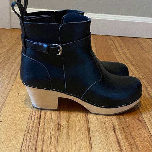 Swedish Hasbeens Black Leather Ankle Clogs - Picture 2 of 5